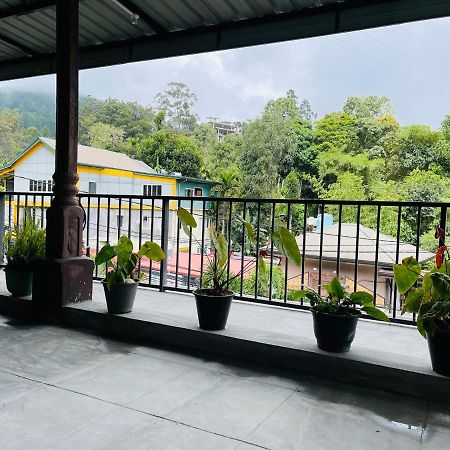 Jade Green Rest Inn Ella Ngoại thất bức ảnh